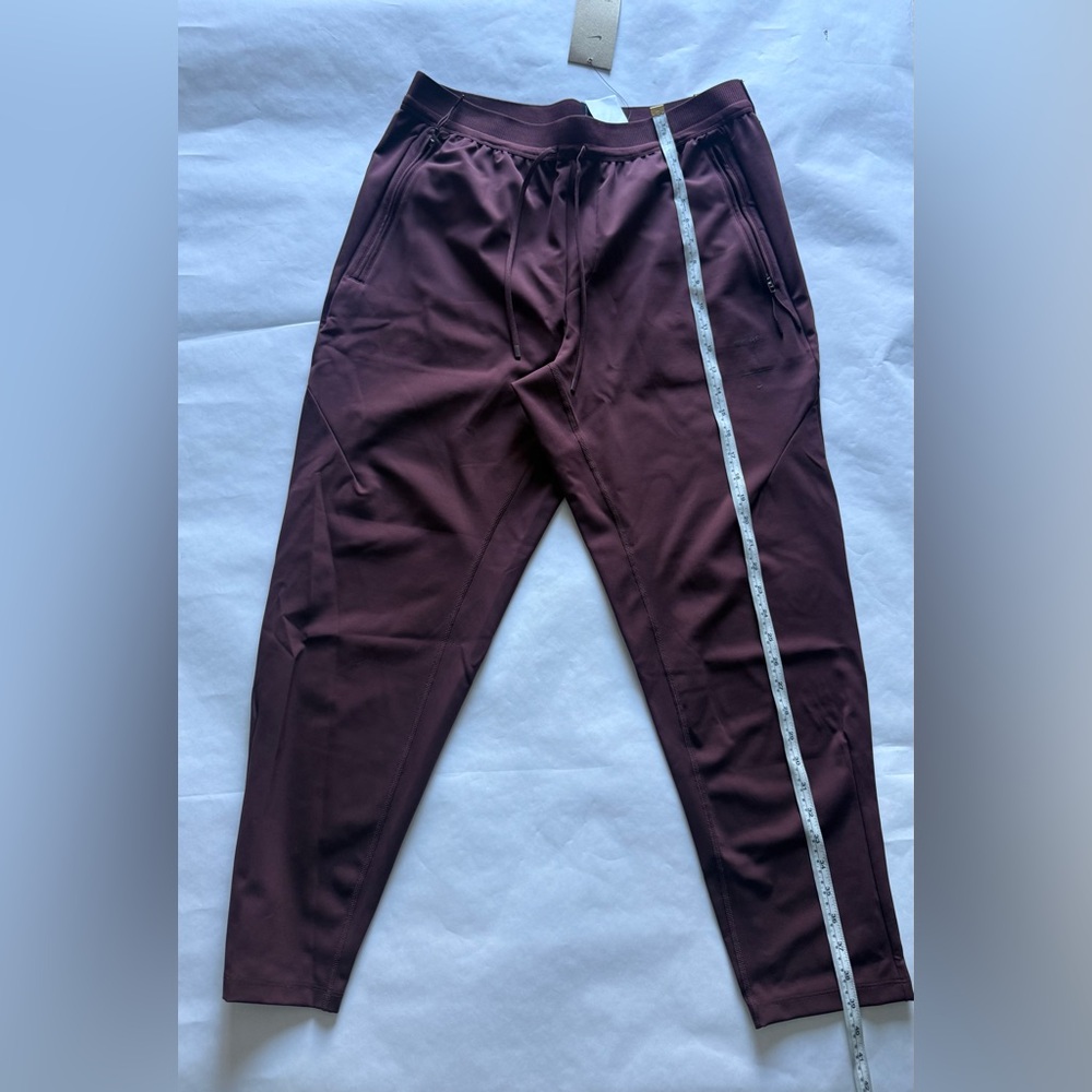 Nike APS Men's Maroon Performance Jogger Pants